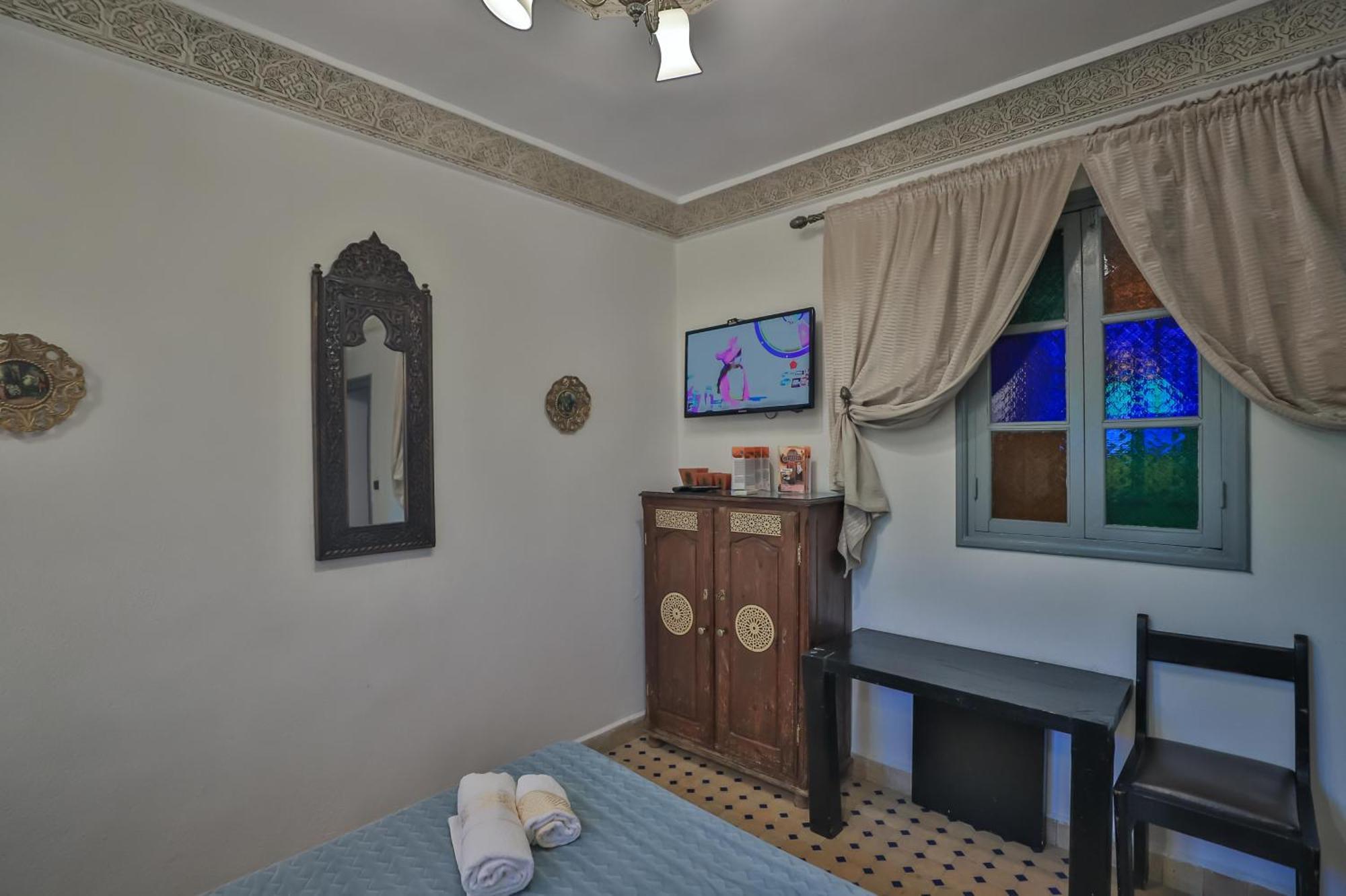Riad Nayum Fes Luaran gambar